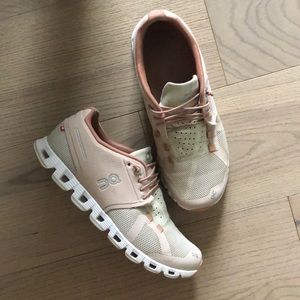 EUC On Cloud Running Sneakers in Blush